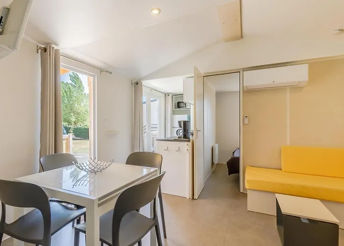 Bel Air Village La Baie