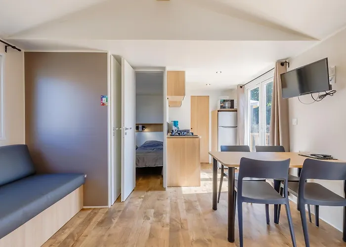 Bel Air Village La Baie *