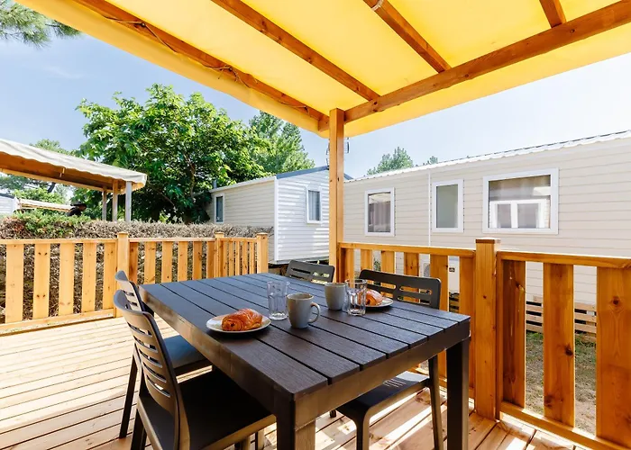 Bel Air Village La Baie Kemping *